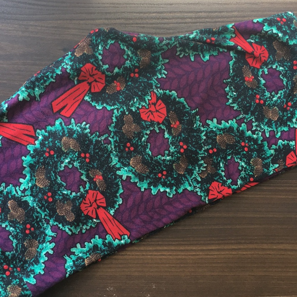 Lularoe Christmas Leggings! OS
